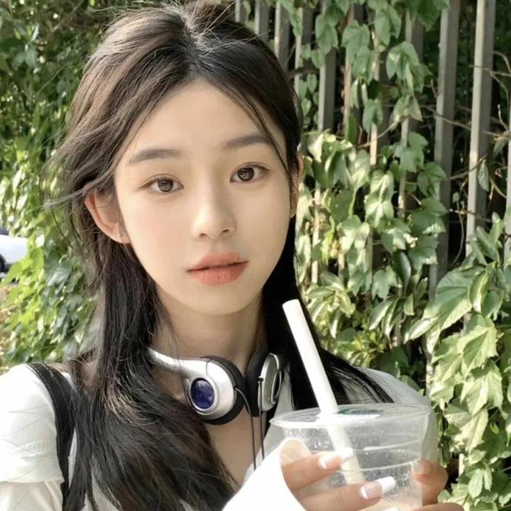 穿书虐文女主全家偷听我心声